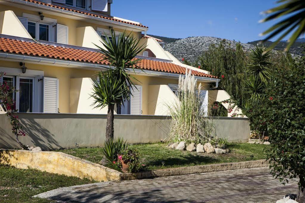 Pegasus Studios Karavádhos Exterior foto
